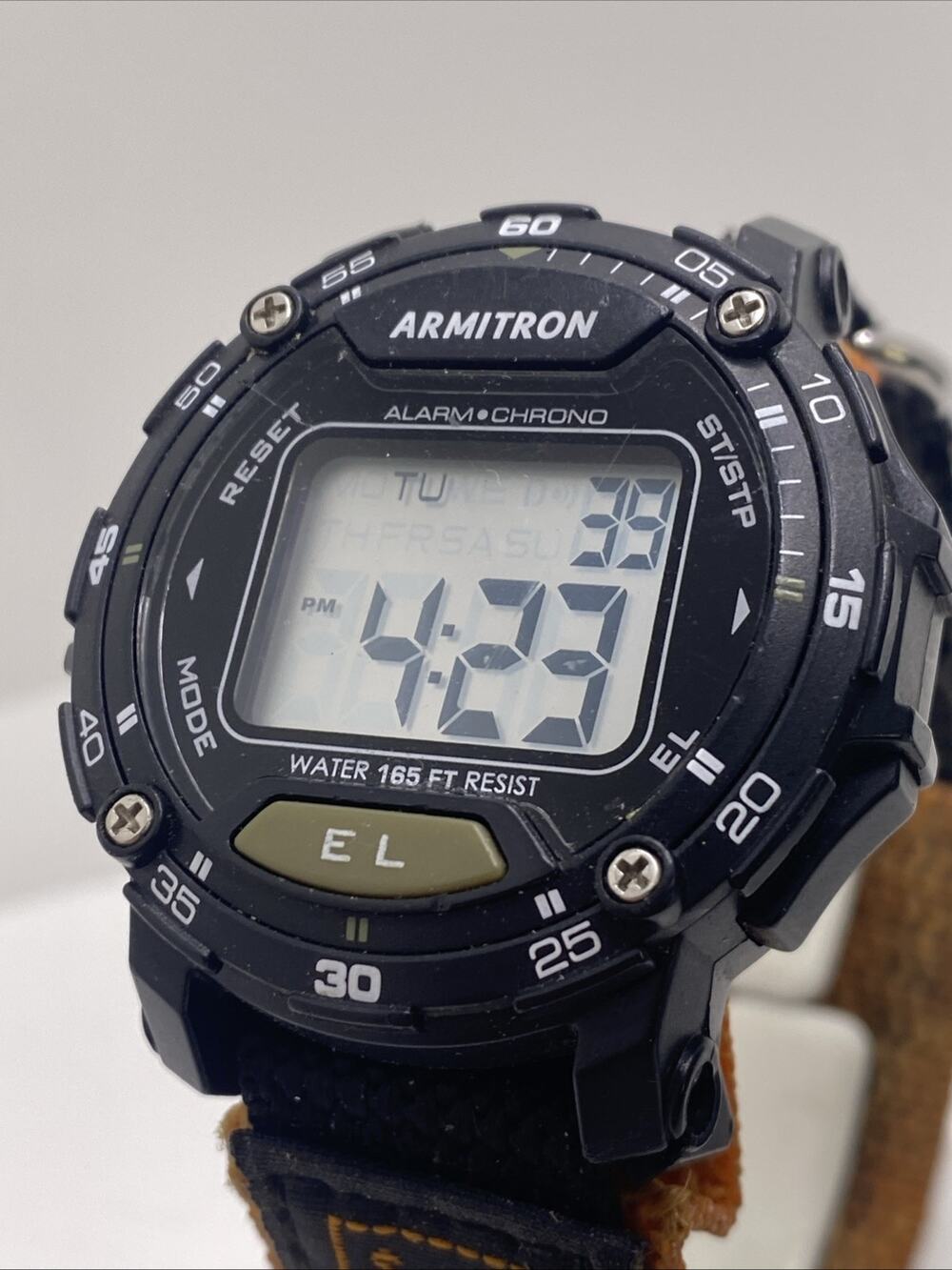 Armitron Mens Sports Watch Works New Battery